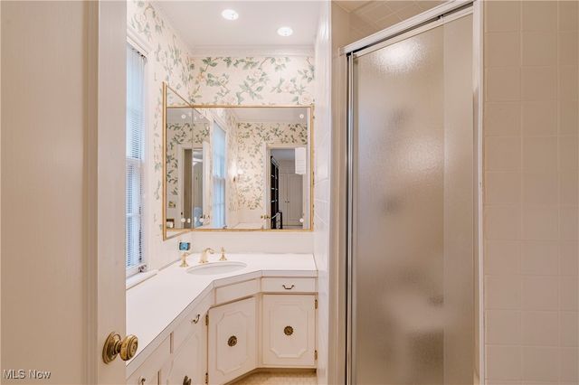 305 Hampshire Road, Akron, OH 44313