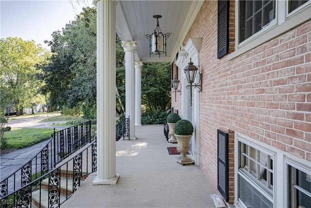 305 Hampshire Road, Akron, OH 44313