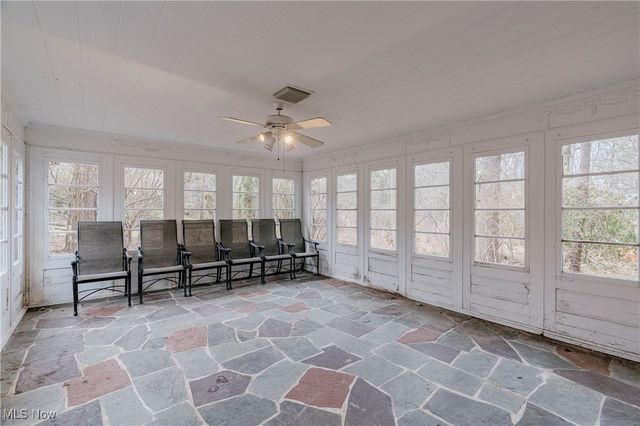 305 Hampshire Road, Akron, OH 44313