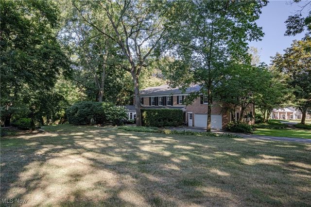 305 Hampshire Road, Akron, OH 44313