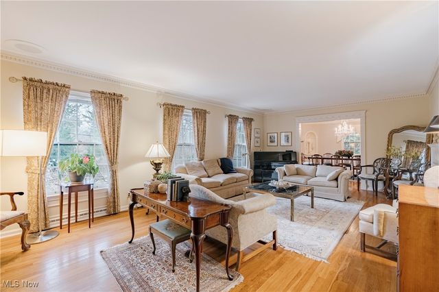 305 Hampshire Road, Akron, OH 44313