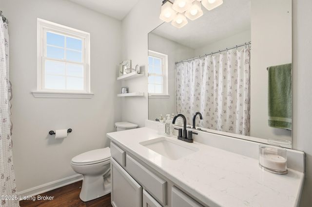 1410 Maple Ridge Ct, Simpsonville, KY 40067