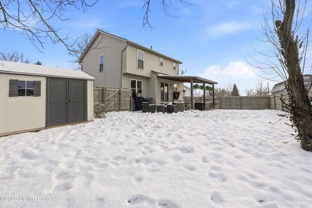 1410 Maple Ridge Ct, Simpsonville, KY 40067