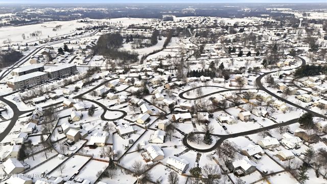 1410 Maple Ridge Ct, Simpsonville, KY 40067