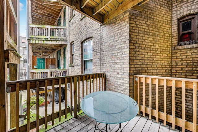 1254 W Thorndale Avenue 1W, Chicago, IL 60660