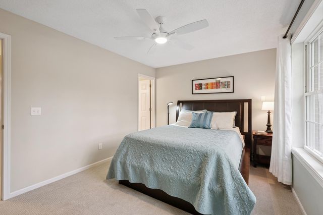 2009 Grand Avenue, Saint Paul, MN 55105