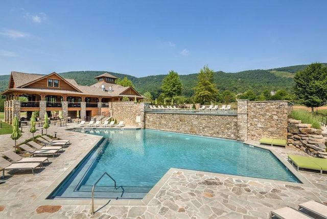 309 Renaissance Court, Chattanooga, TN 37419