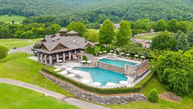 309 Renaissance Court, Chattanooga, TN 37419