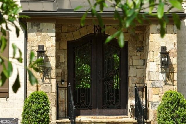 9450 Prestwick Club Drive, Johns Creek, GA 30097