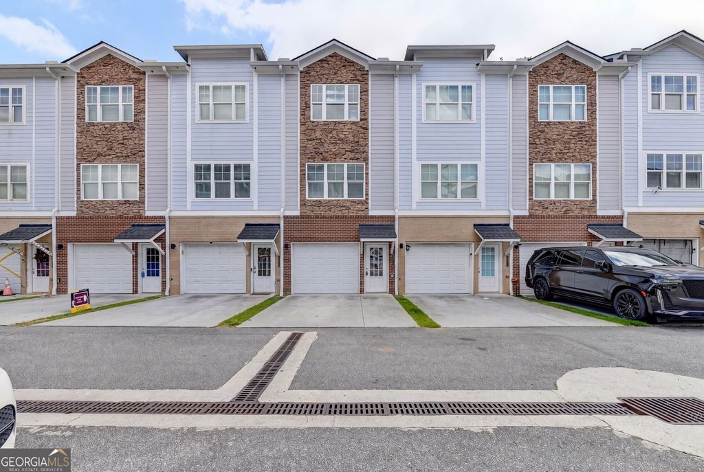 2017 Ocean Drive NW, Atlanta, GA 30318 — exterior