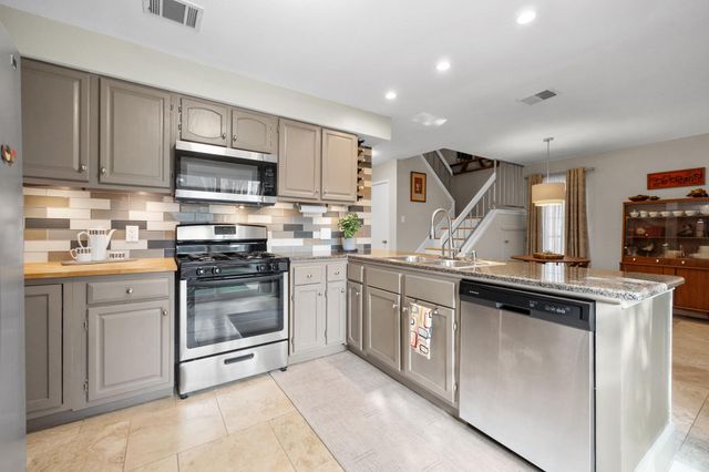 8330 Fathom CIR 701, Austin, TX 78750