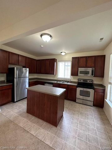 2156 Pinecroft Drive, Canton, MI 48188