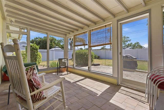 5051 39TH STREET S, St Petersburg, FL 33711