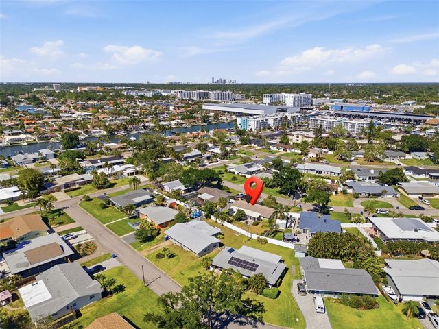 5051 39TH STREET S, St Petersburg, FL 33711