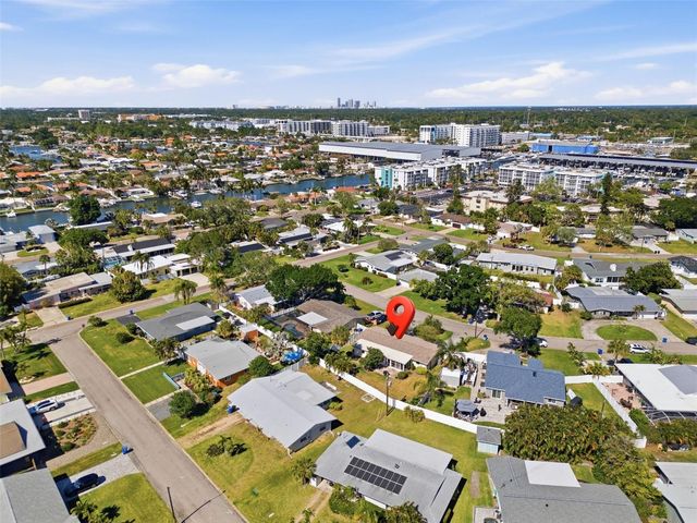 5051 39TH STREET S, St Petersburg, FL 33711