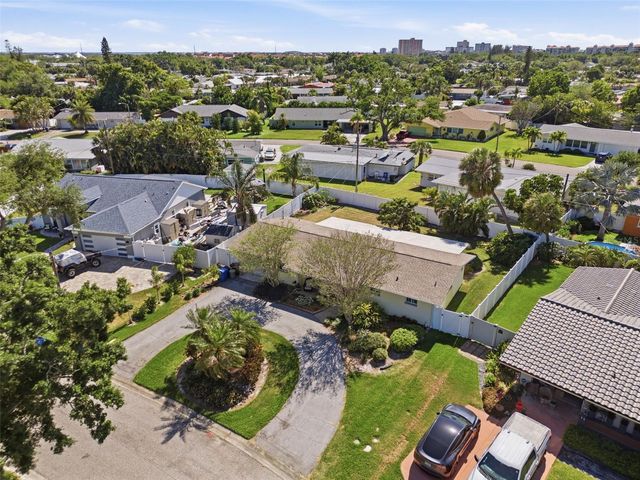 5051 39TH STREET S, St Petersburg, FL 33711