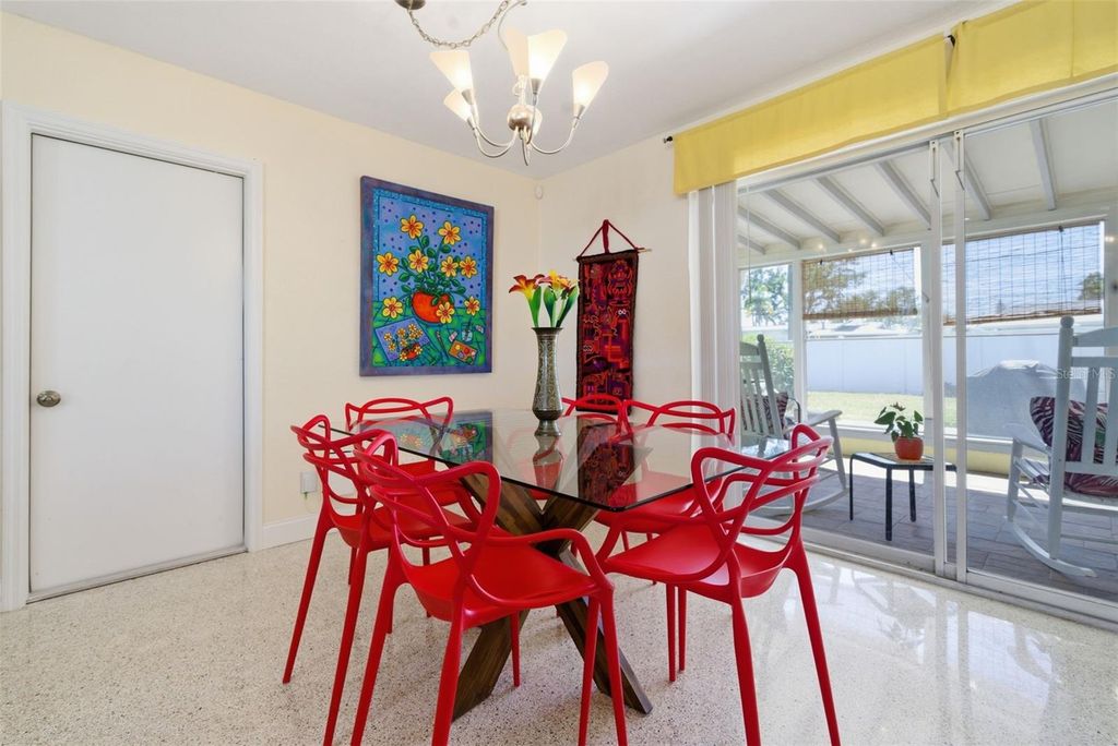 Image 14 of property listing at 5051 39TH STREET S, St Petersburg, FL 33711