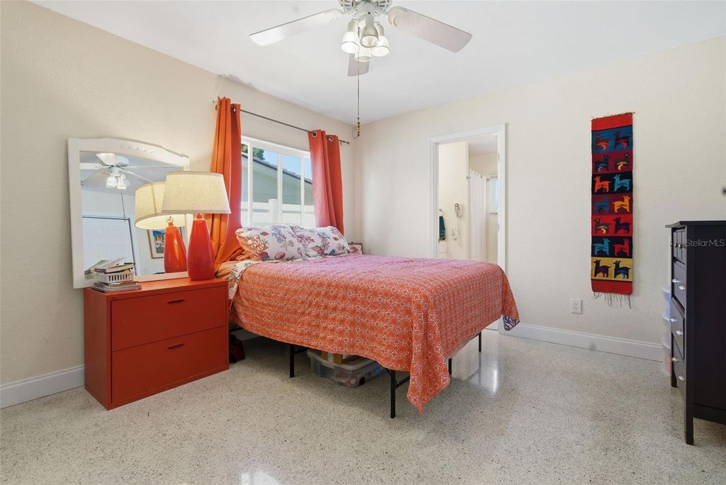 Image 17 of property listing at 5051 39TH STREET S, St Petersburg, FL 33711