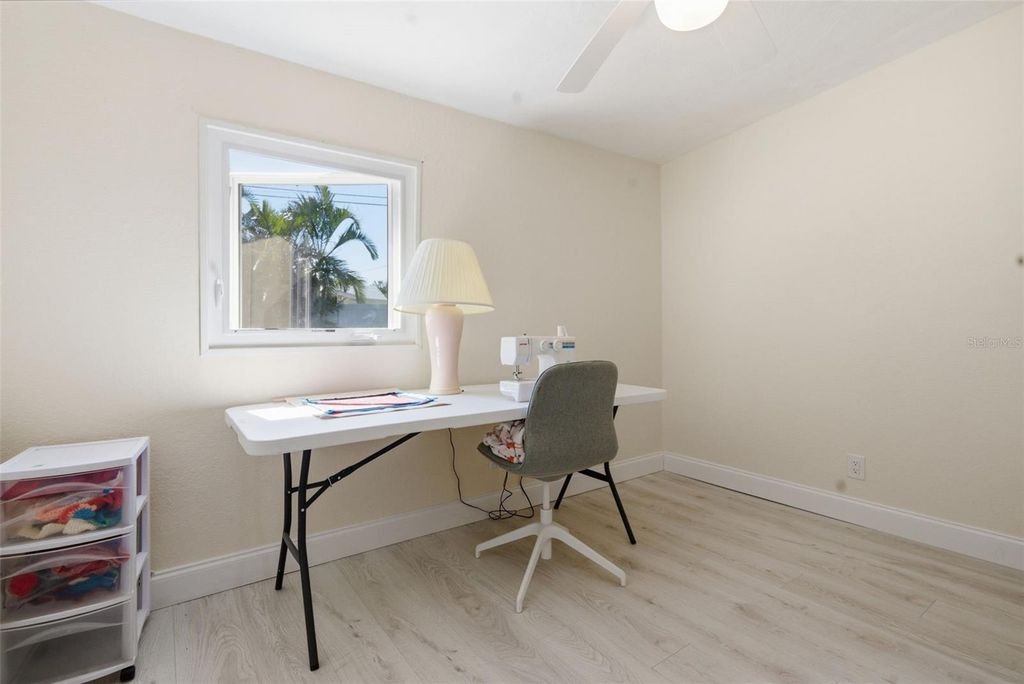 Image 23 of property listing at 5051 39TH STREET S, St Petersburg, FL 33711