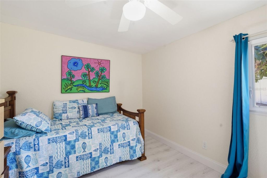 Image 26 of property listing at 5051 39TH STREET S, St Petersburg, FL 33711