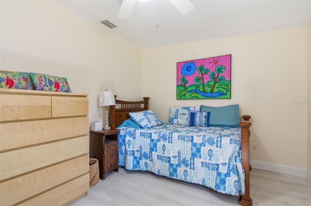 Image 28 of property listing at 5051 39TH STREET S, St Petersburg, FL 33711