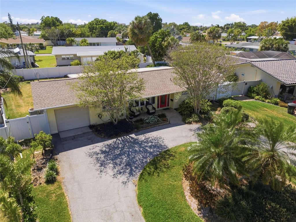 Image 38 of property listing at 5051 39TH STREET S, St Petersburg, FL 33711