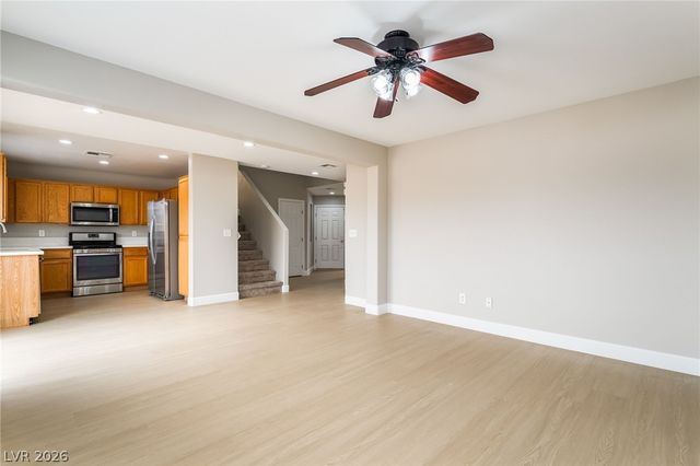 7580 Thistle Poppy Street, Las Vegas, NV 89139