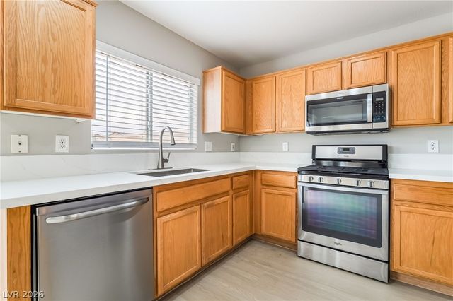 7580 Thistle Poppy Street, Las Vegas, NV 89139