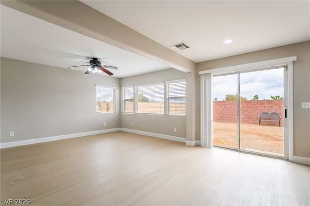 7580 Thistle Poppy Street, Las Vegas, NV 89139