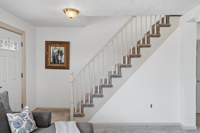 506 Mammoth Road, Londonderry, NH 03053