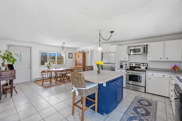 506 Mammoth Road, Londonderry, NH 03053