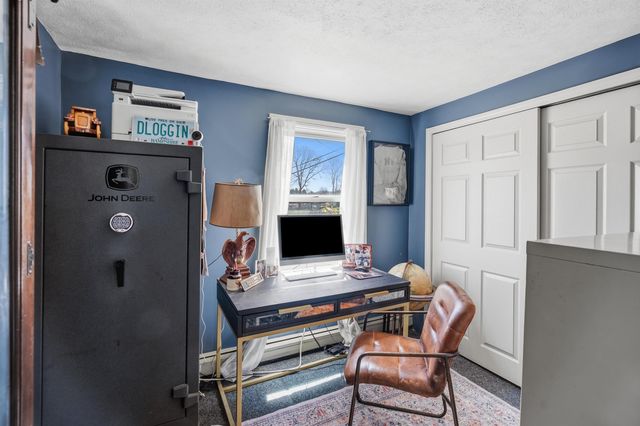 506 Mammoth Road, Londonderry, NH 03053