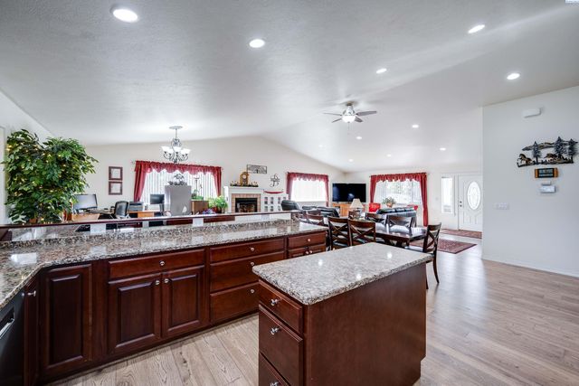 4469 Airport Rd, Pullman, WA 99163