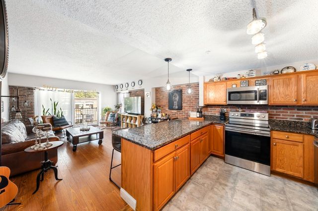 79 Waite St Ext 41, Malden, MA 02148