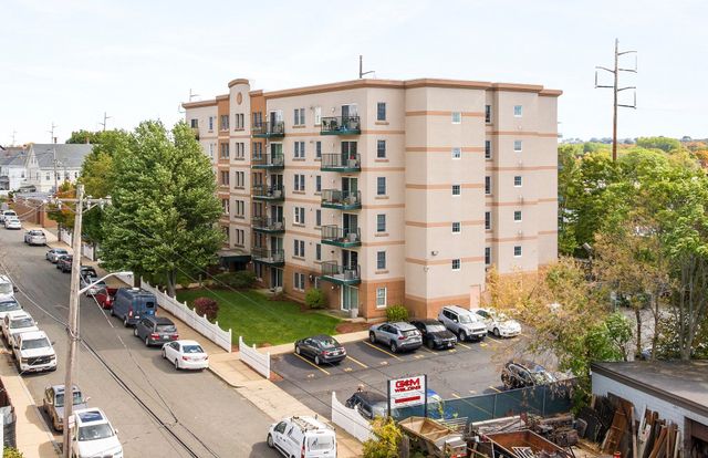 79 Waite St Ext 41, Malden, MA 02148