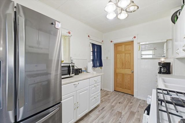 215 N 14TH Street, Council Bluffs, IA 51501