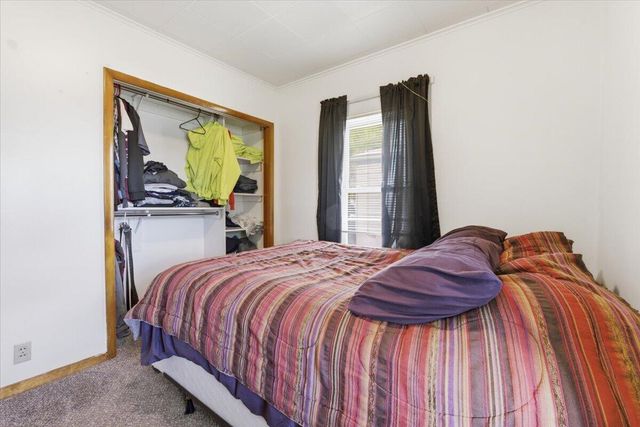 215 N 14TH Street, Council Bluffs, IA 51501