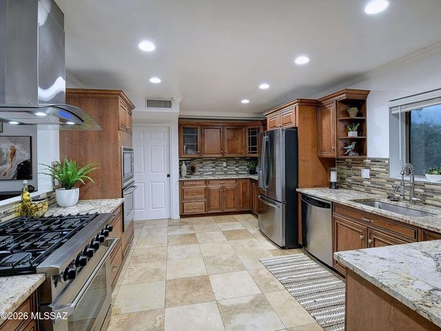 2714 W Magee Road, Tucson, AZ 85742