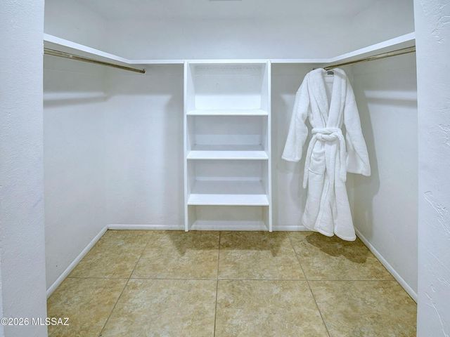 2714 W Magee Road, Tucson, AZ 85742
