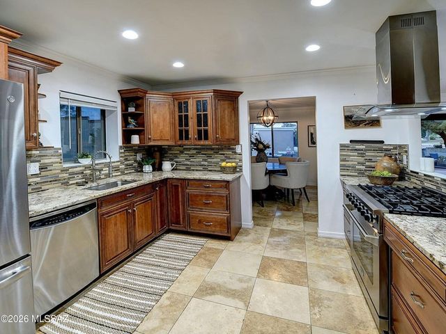 2714 W Magee Road, Tucson, AZ 85742
