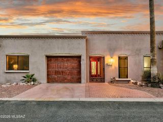 2714 W Magee Road, Tucson, AZ 85742