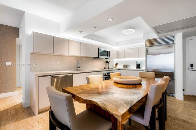 102 24th Street 1115, Miami Beach, FL 33139