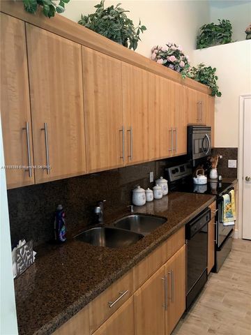 5800 Coach House Cir E, Boca Raton, FL 33486