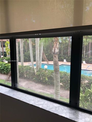 5800 Coach House Cir E, Boca Raton, FL 33486