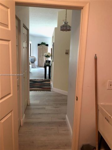 5800 Coach House Cir E, Boca Raton, FL 33486