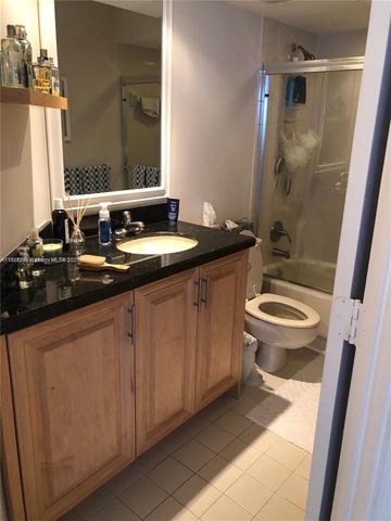 5800 Coach House Cir E, Boca Raton, FL 33486