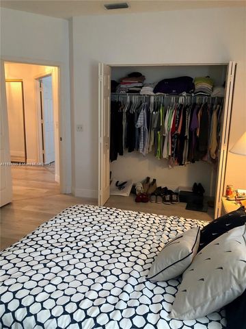 5800 Coach House Cir E, Boca Raton, FL 33486