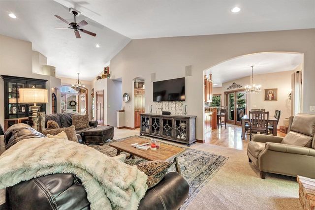 3235 HICKORY RIDGE LANE, Green Bay, WI 54311