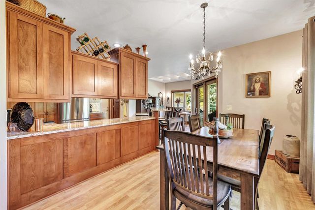 3235 HICKORY RIDGE LANE, Green Bay, WI 54311