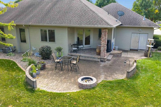 3235 HICKORY RIDGE LANE, Green Bay, WI 54311